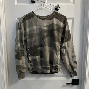 Abercrombie & Fitch Camouflage Sweater - Green and Gray